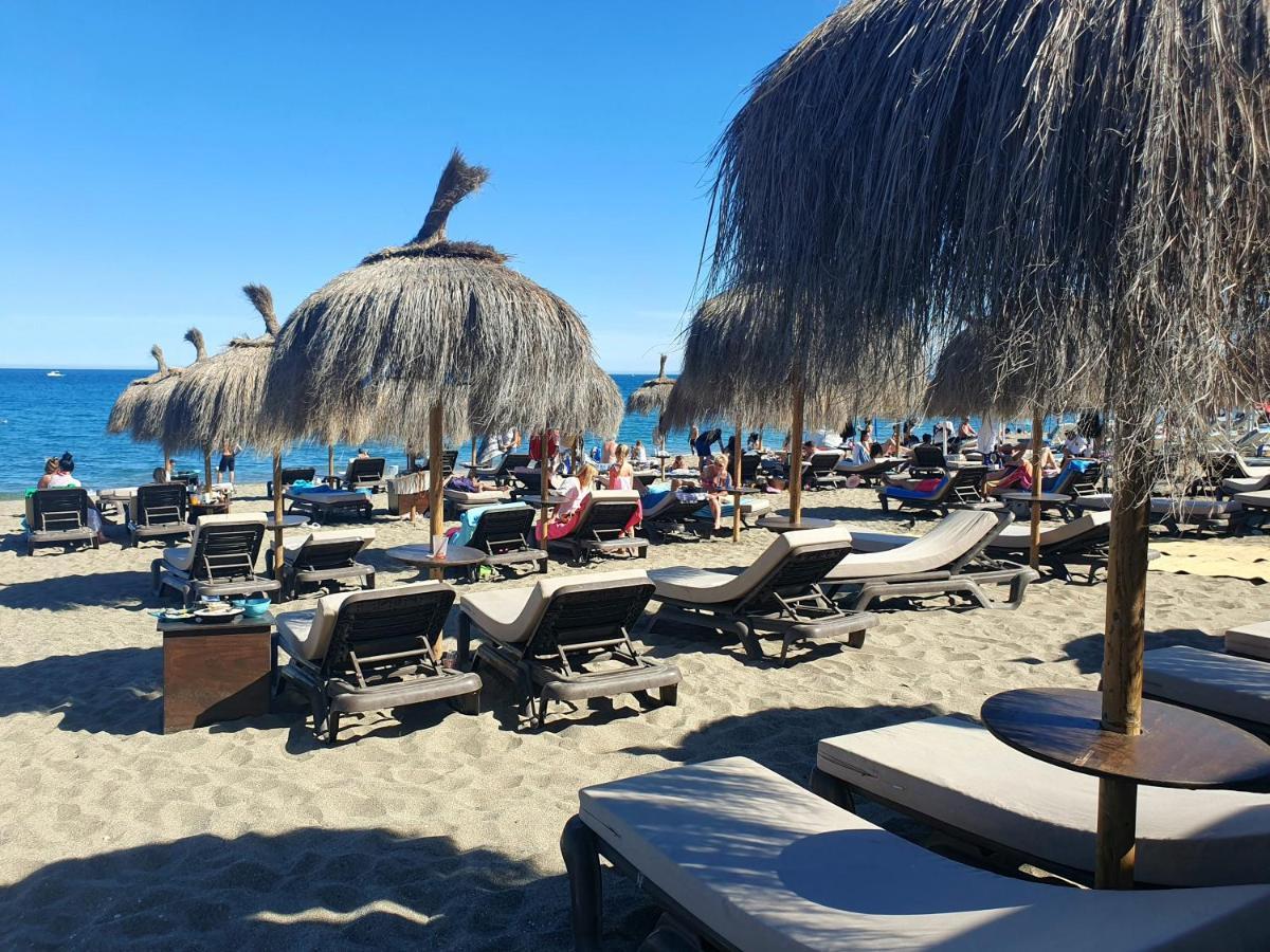 Luxury Beachfront Apartment With Pool, Sauna, Fitness And Gym In Province Malaga, Andalusia Mijas Kültér fotó