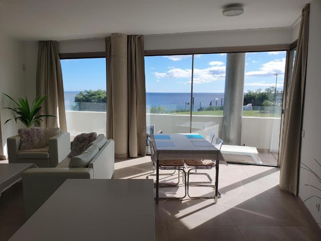 Luxury Beachfront Apartment With Pool, Sauna, Fitness And Gym In Province Malaga, Andalusia Mijas Kültér fotó